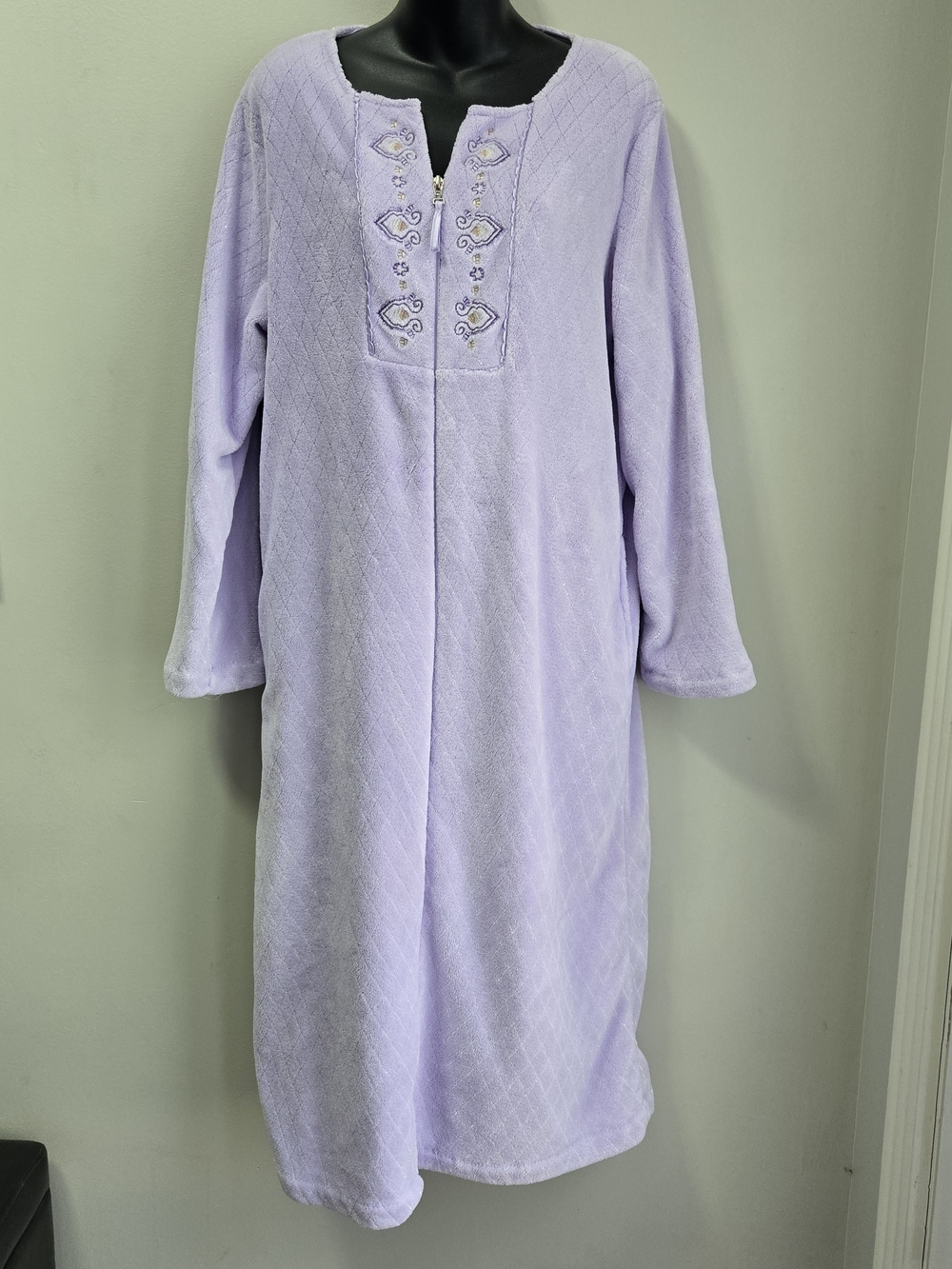 Oscar De La Renta Plush Full Zip Robe Housecoat Lavender Size S/M Grandmacore
